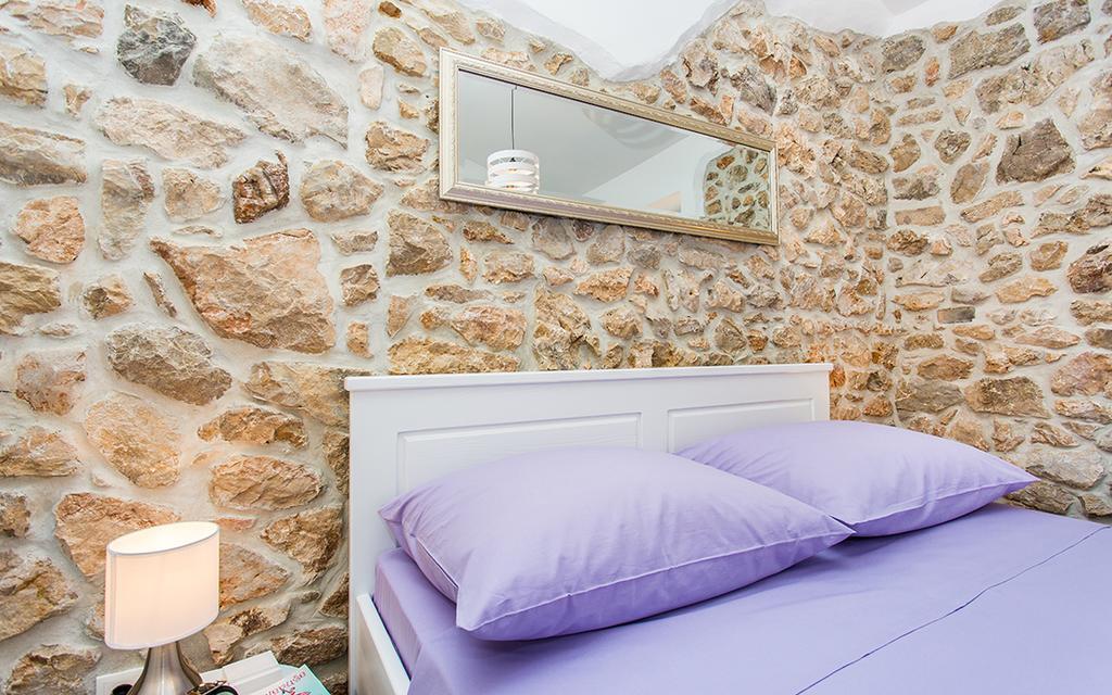 Apartman Bonaca Vrbnik Ngoại thất bức ảnh